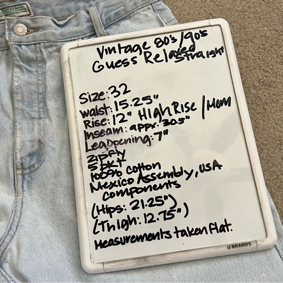 Vintage 80s / 90s Guess Relaxed Leg High Rise Mom Jeans Light Wash - Picture 14 of 14